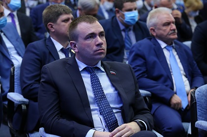 Виталий Перетолчин: губернатор уделил особое внимание развитию транспортной инфраструктуры северных территорий